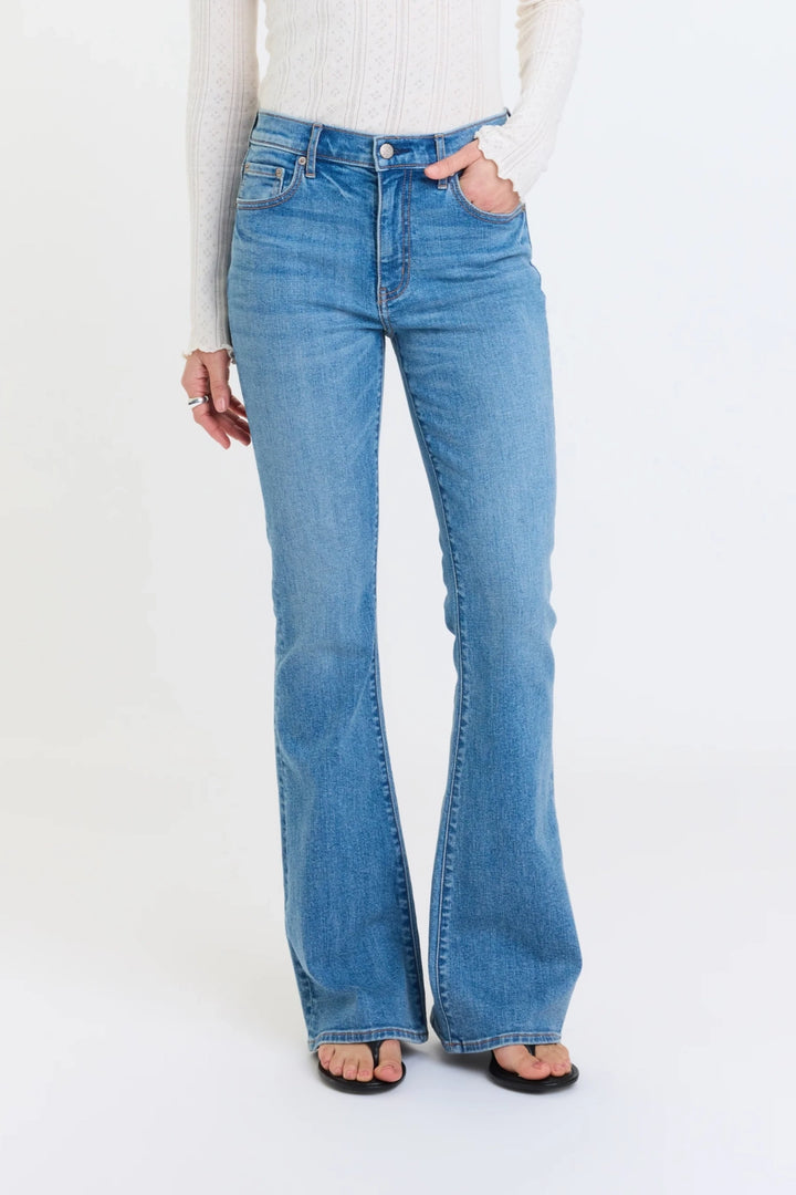 Lover Mid Rise Flare
