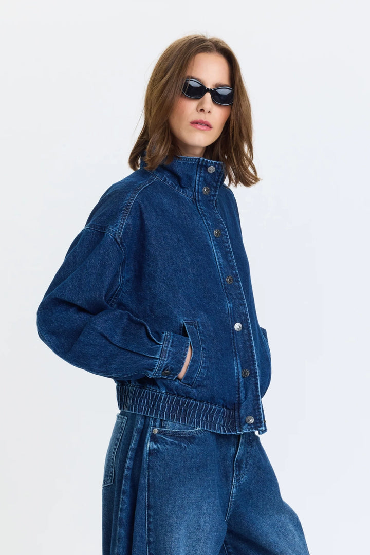 Phantom Funnel Neck Jacket