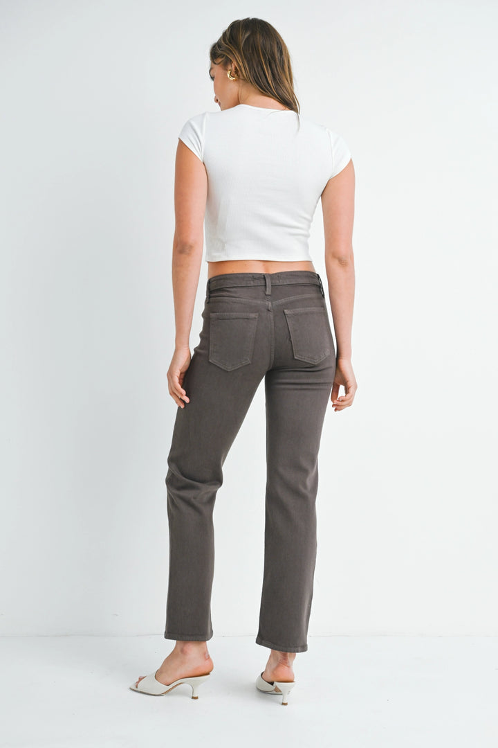 Mid Rise Straight Jean