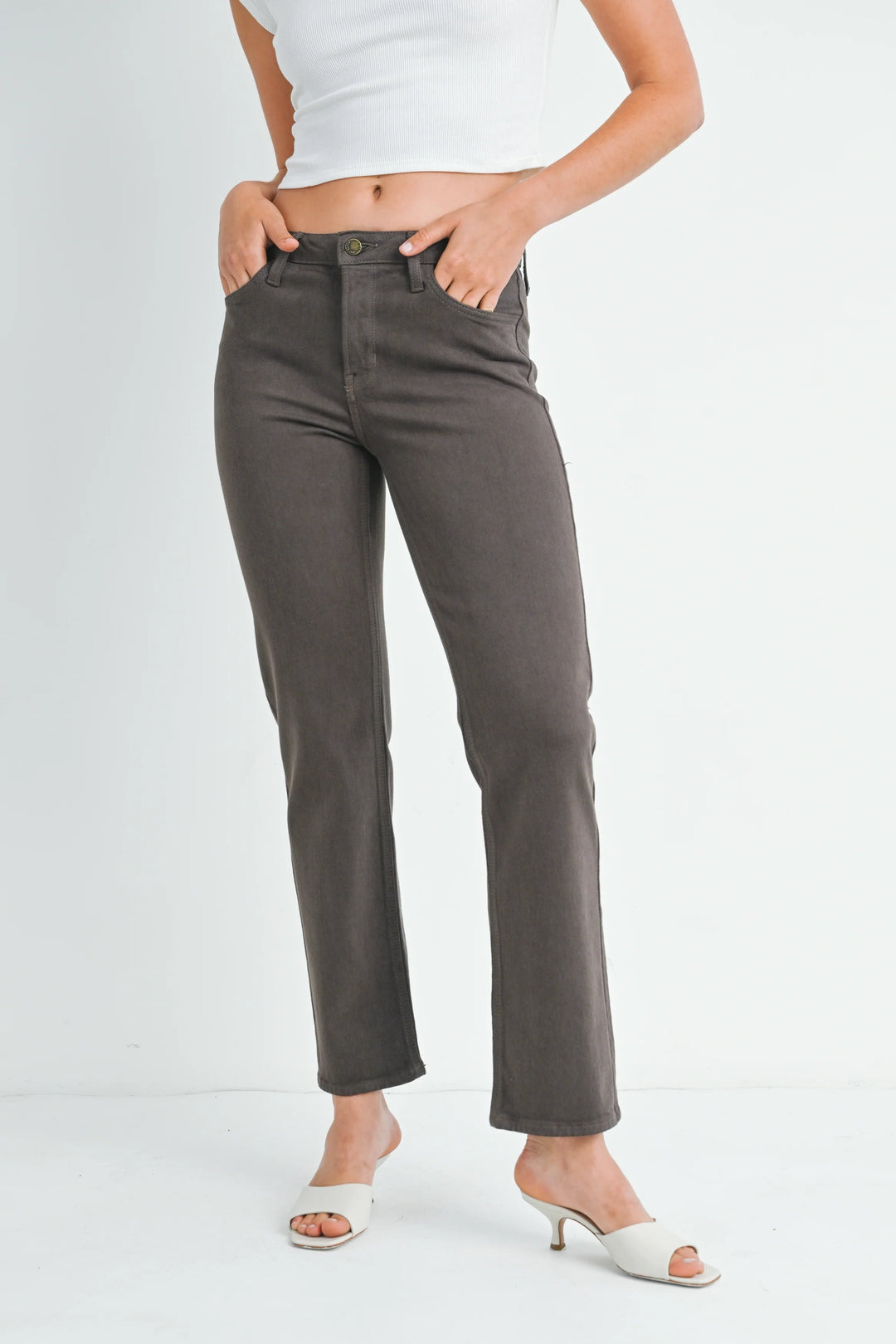 Mid Rise Straight Jean