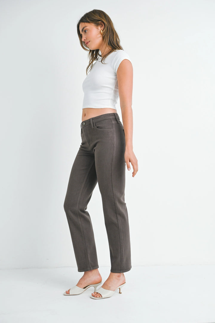 Mid Rise Straight Jean
