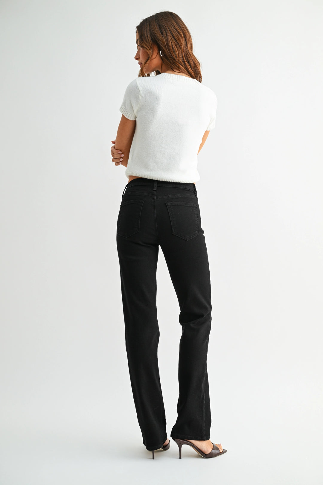 Mid Rise Stovepipe Straight Jean
