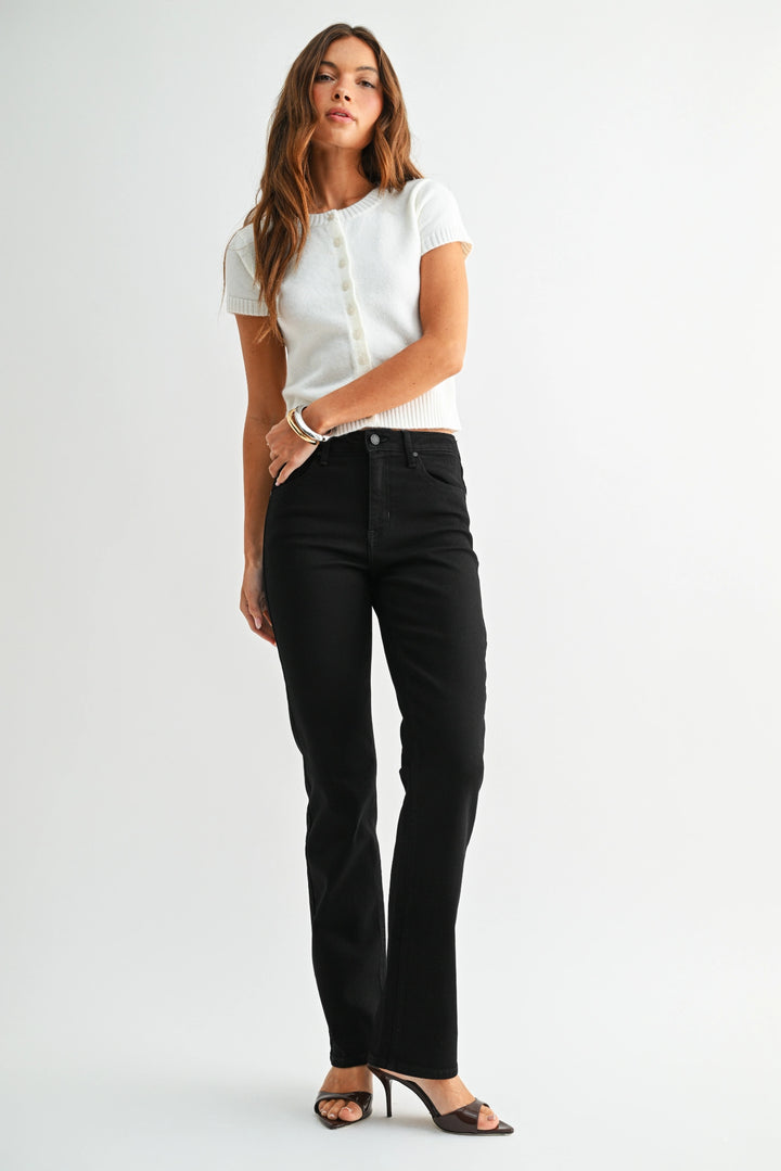 Mid Rise Stovepipe Straight Jean