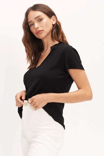 Plata Notch Tee