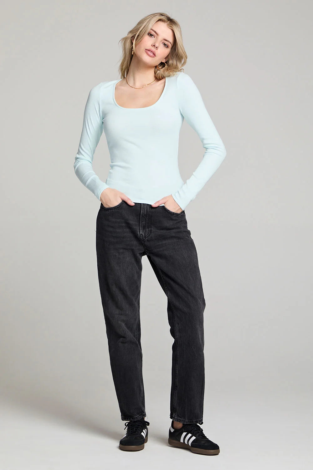 Scoop Long Sleeve Top