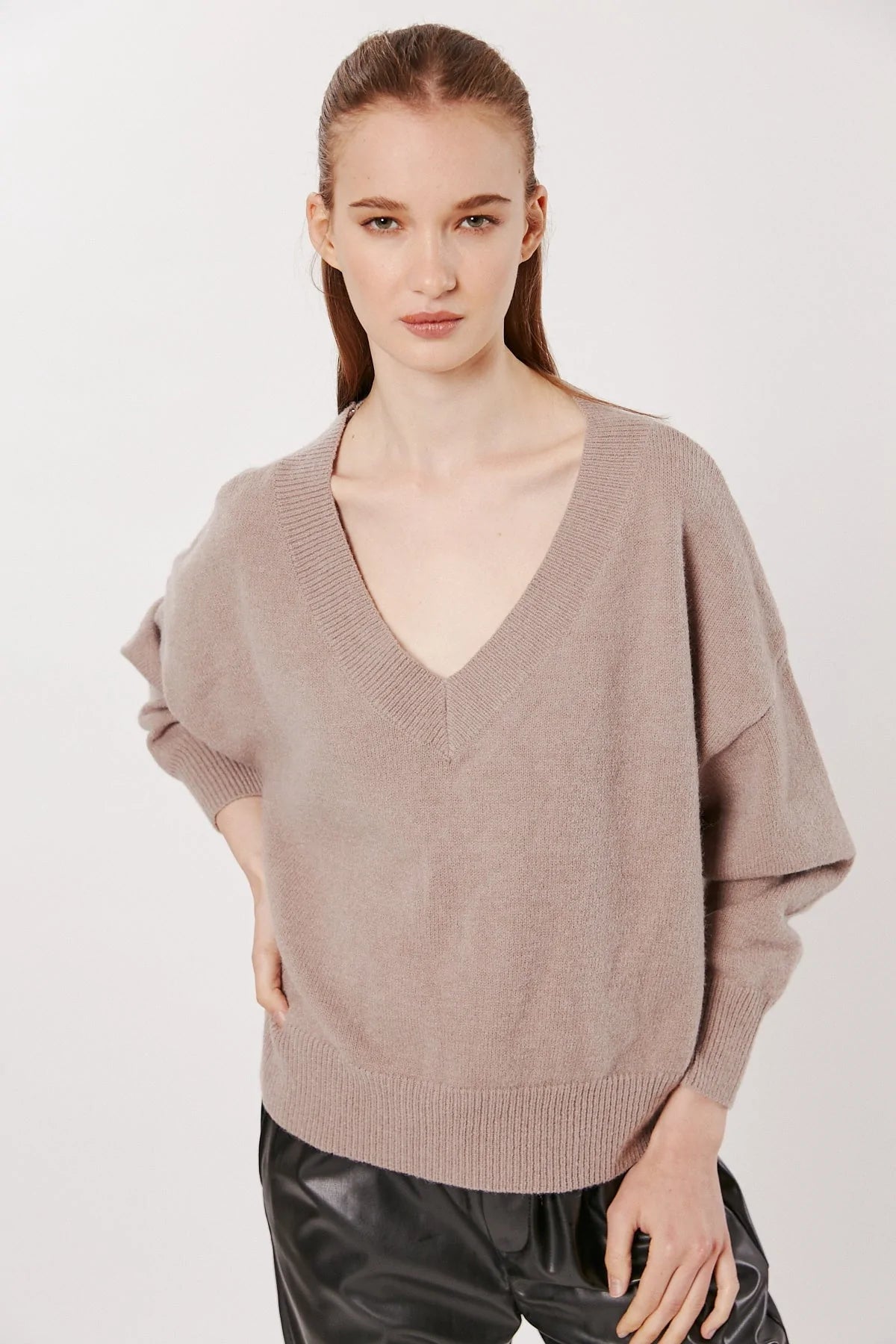 Foggia V Neck Sweater