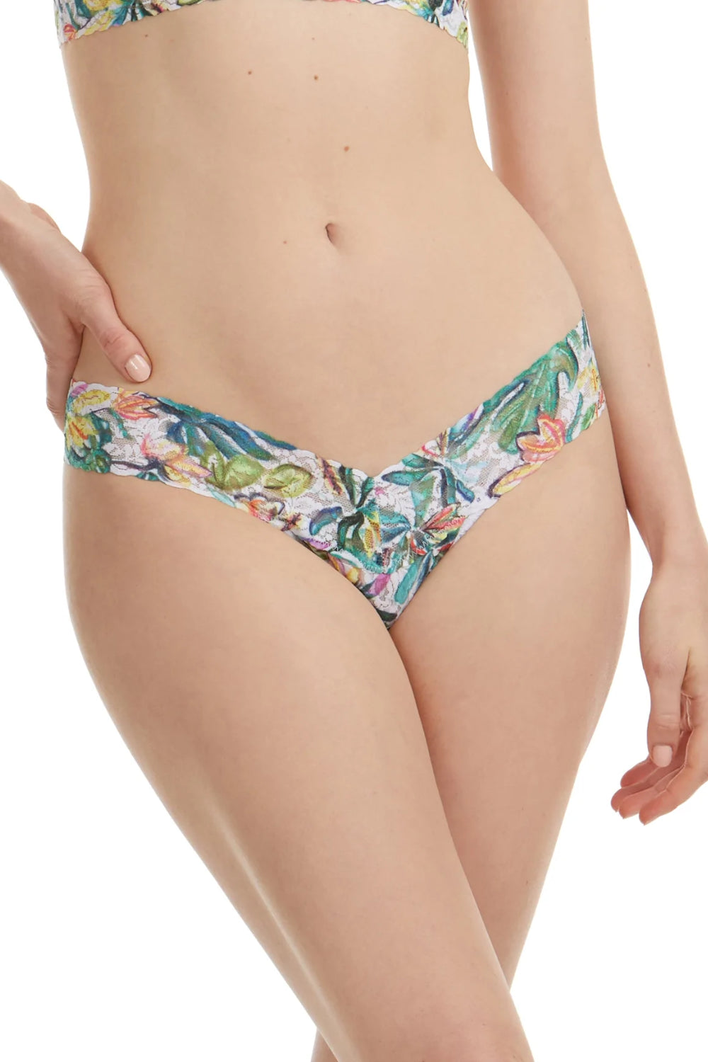 Low Rise Lace Print Thong