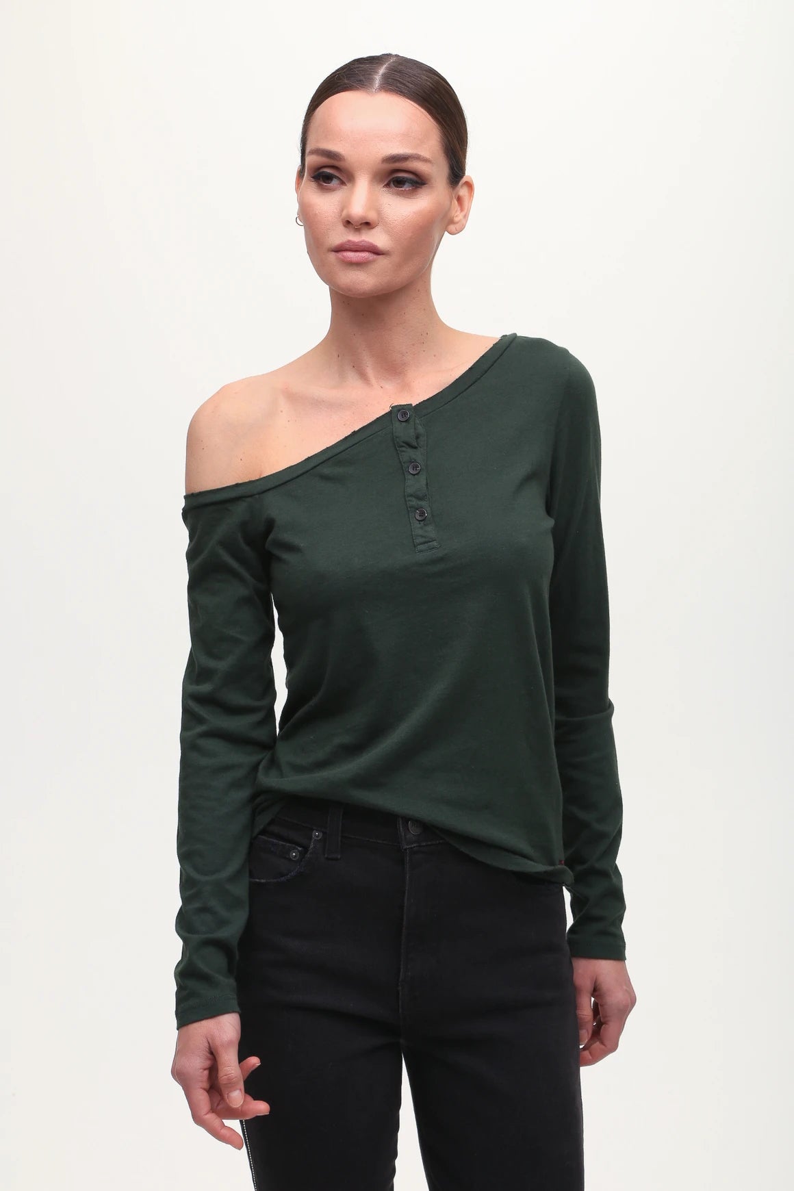 Eero Off the Shoulder Top