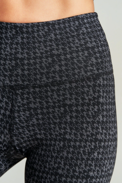 High Rise Houndstooth Legging