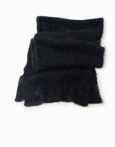 Shiny Feather Scarf