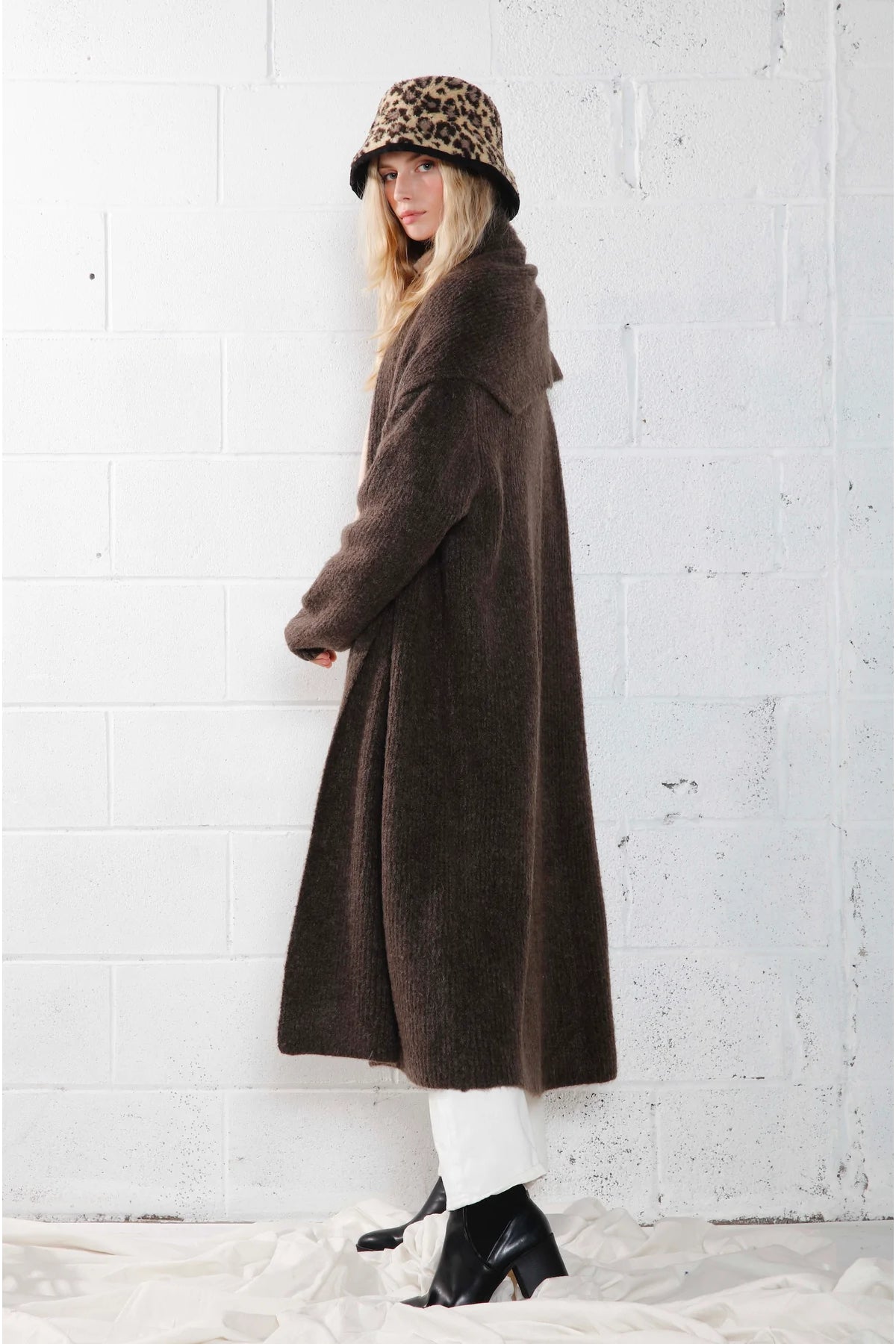 Wide Shawl Collar Long Cardigan